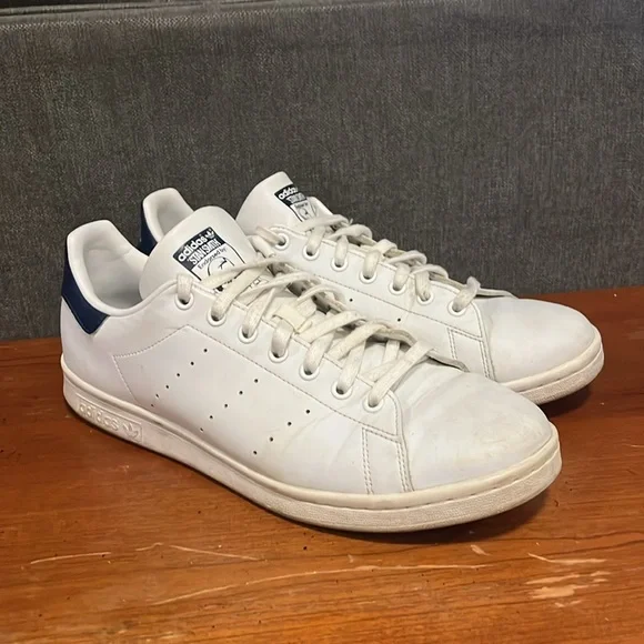 Adidas Stan Smith Shoes - Picture 3 of 5
